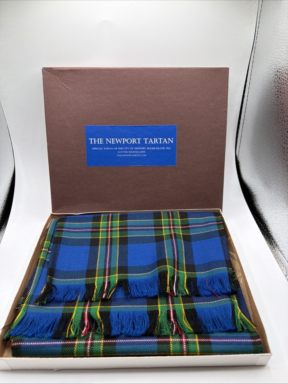 Vintage The Newport Tartan Plaid Wool Scarf  Blue Green USA New In Box